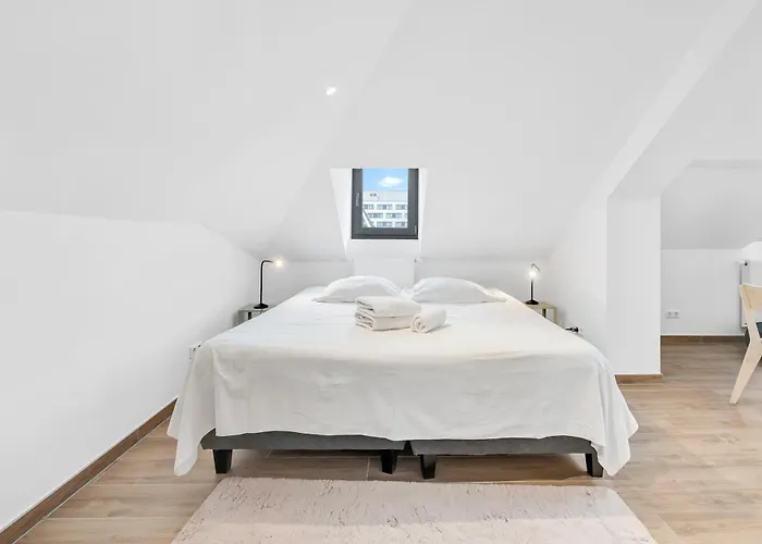 7 - Near Place De Paris Luxembourg By